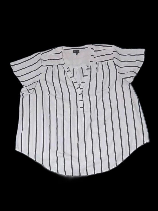 torrid Tops - Torrid Harper Flutter Sleeve Blouse Womens Size 4 Black And White Stripes...